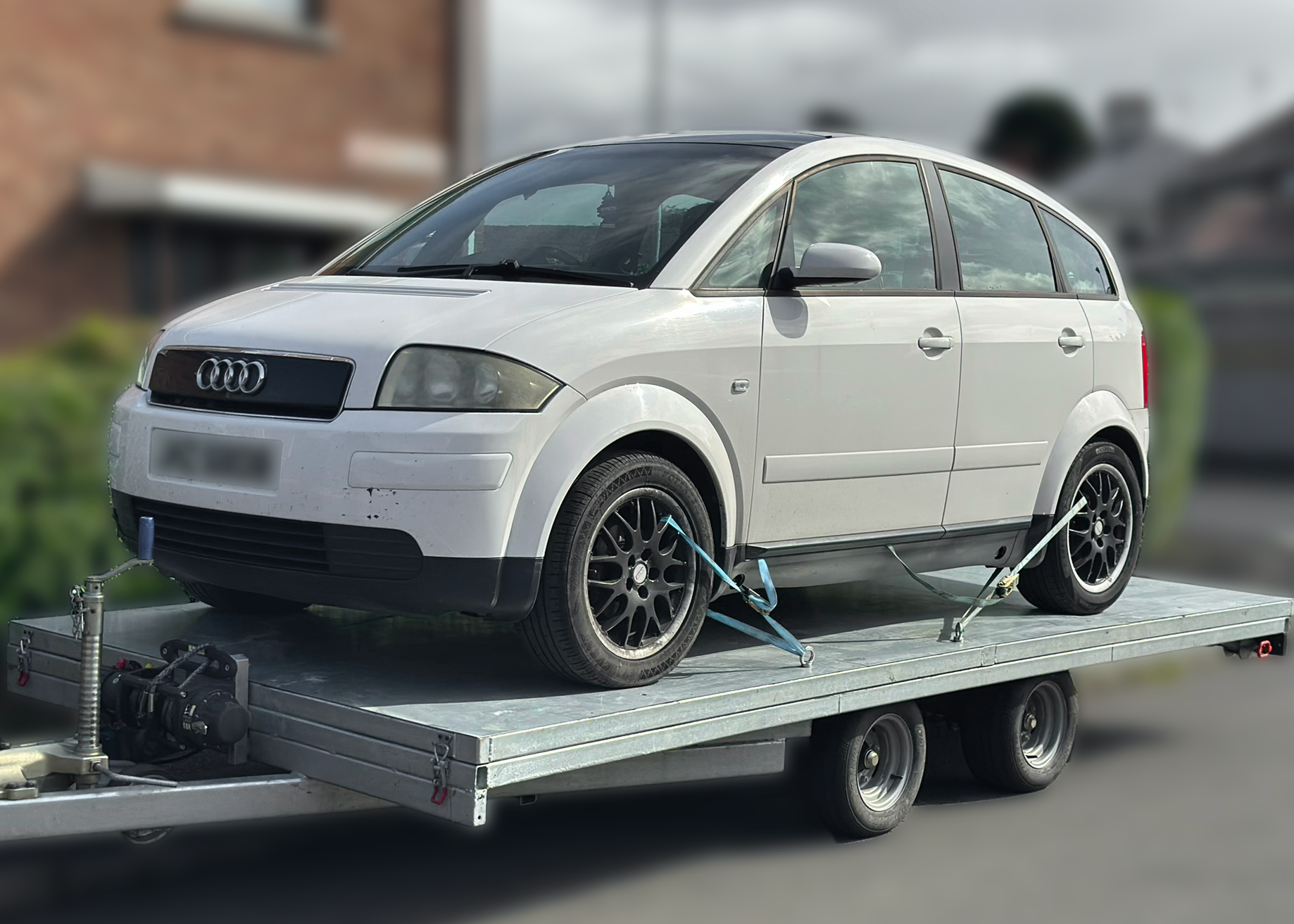 Audi A2 Front sideview Photo Audi A2 Front sideview Photo